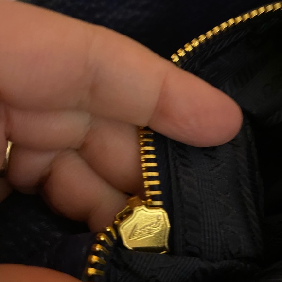 PRADA Vitello Phenix Tote Navy Blue - Picture 10 of 11